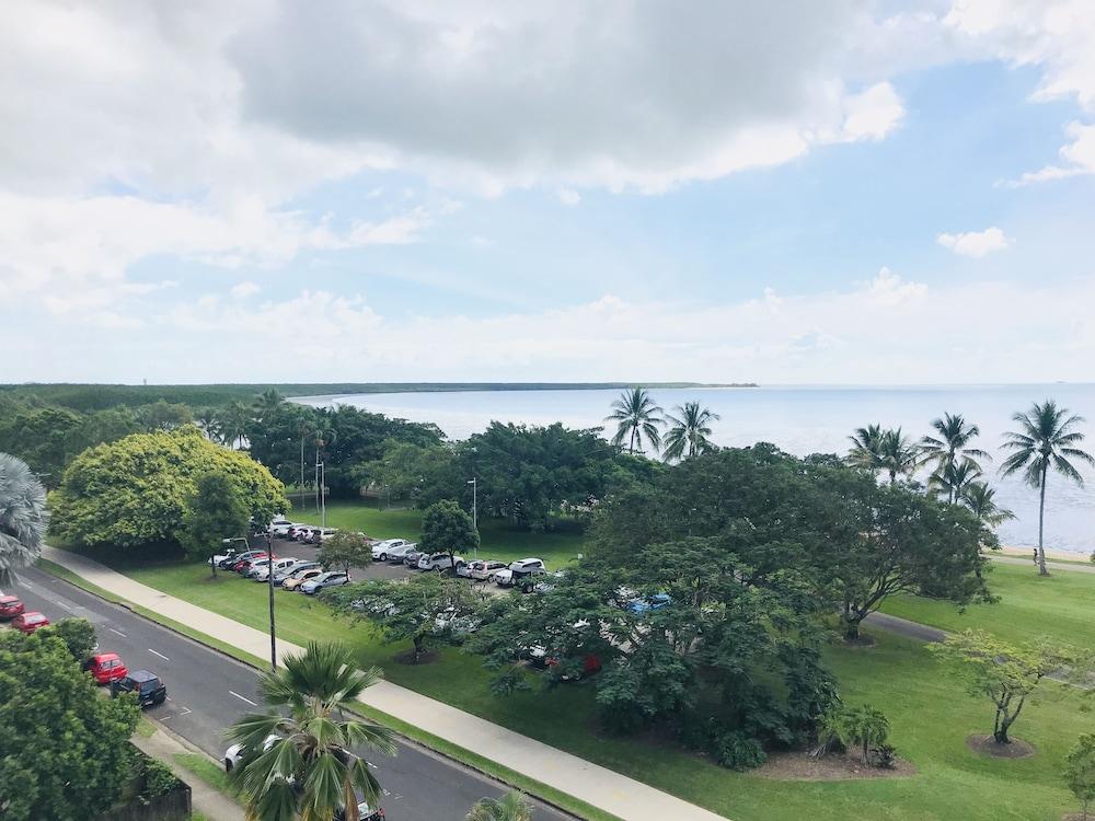 Acacia Court Hotel Cairns Dış mekan fotoğraf