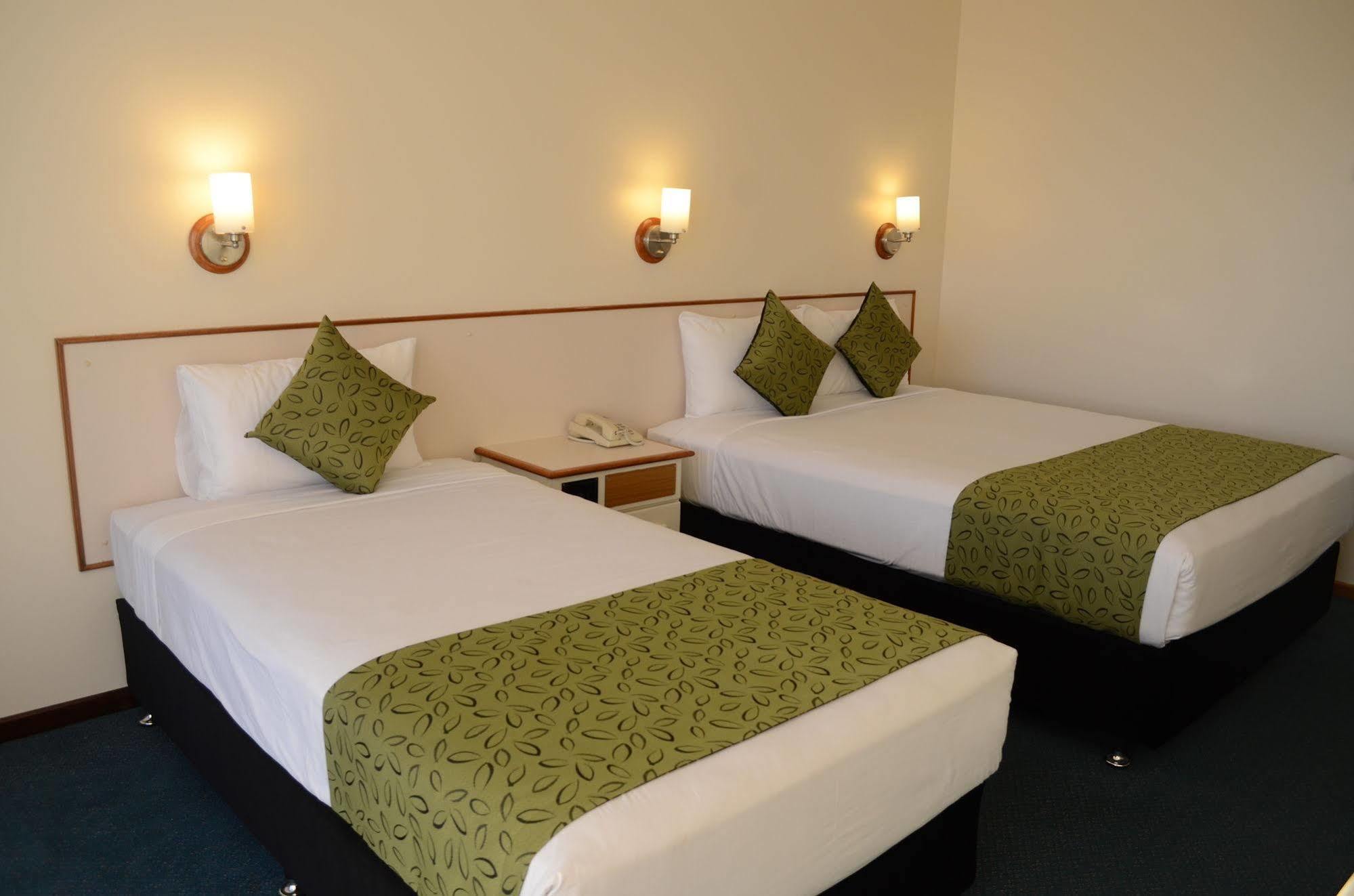 Acacia Court Hotel Cairns Dış mekan fotoğraf
